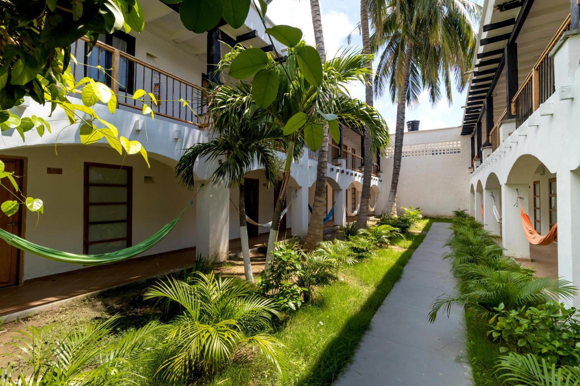 Hotel Sansiraka Suites By Geh Suites سانتا مارتا المظهر الخارجي الصورة